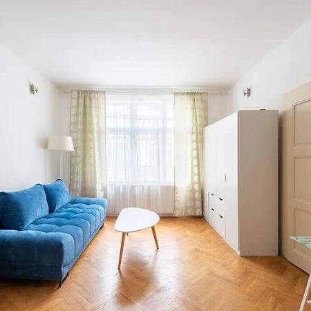2 Bedrooms Apt Near Wenceslas Sq Prague Luaran gambar